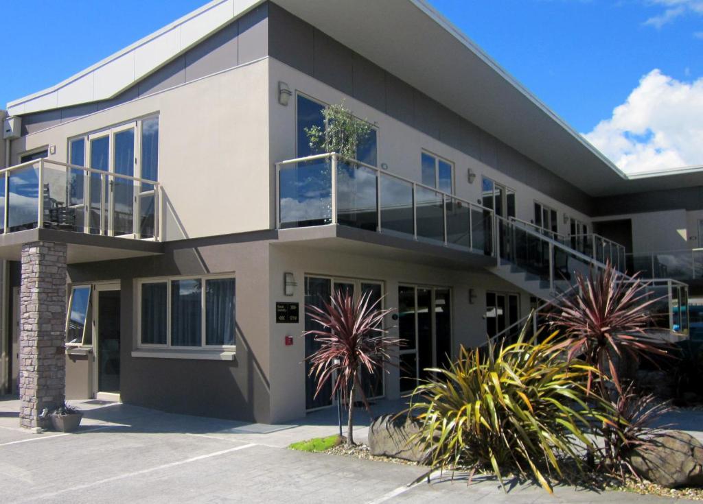 Stay 284 Rotorua - Refurbished Modern Accommodation Экстерьер фото